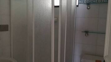 Shower dan kloset