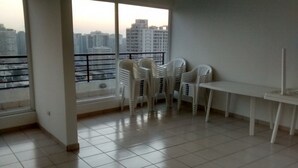 Balcony - MH Apartaments, Santiago 020 (Santiago)