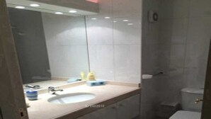 Bathroom - Departamento Condominio Puerto Malal en Pucón 019 (Pucón)