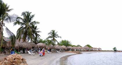 Apartamentos con Alimentación en Coveñas 001