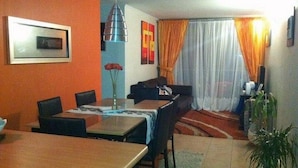In-room dining - Departamento en Edificio Vigias del Mar Para 6 Personas, Iquique 009 (Iquique)