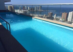 Outdoor pool - Departamento Vista al Mar, Avenida 18 de Septiembre, Iquique 008 (Iquique)