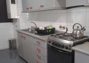 Full-sized fridge, microwave, coffee/tea maker