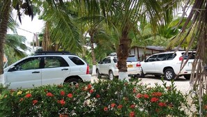 Parking - Cabaña 9 Tercera Ensenada 67 (Coveñas)