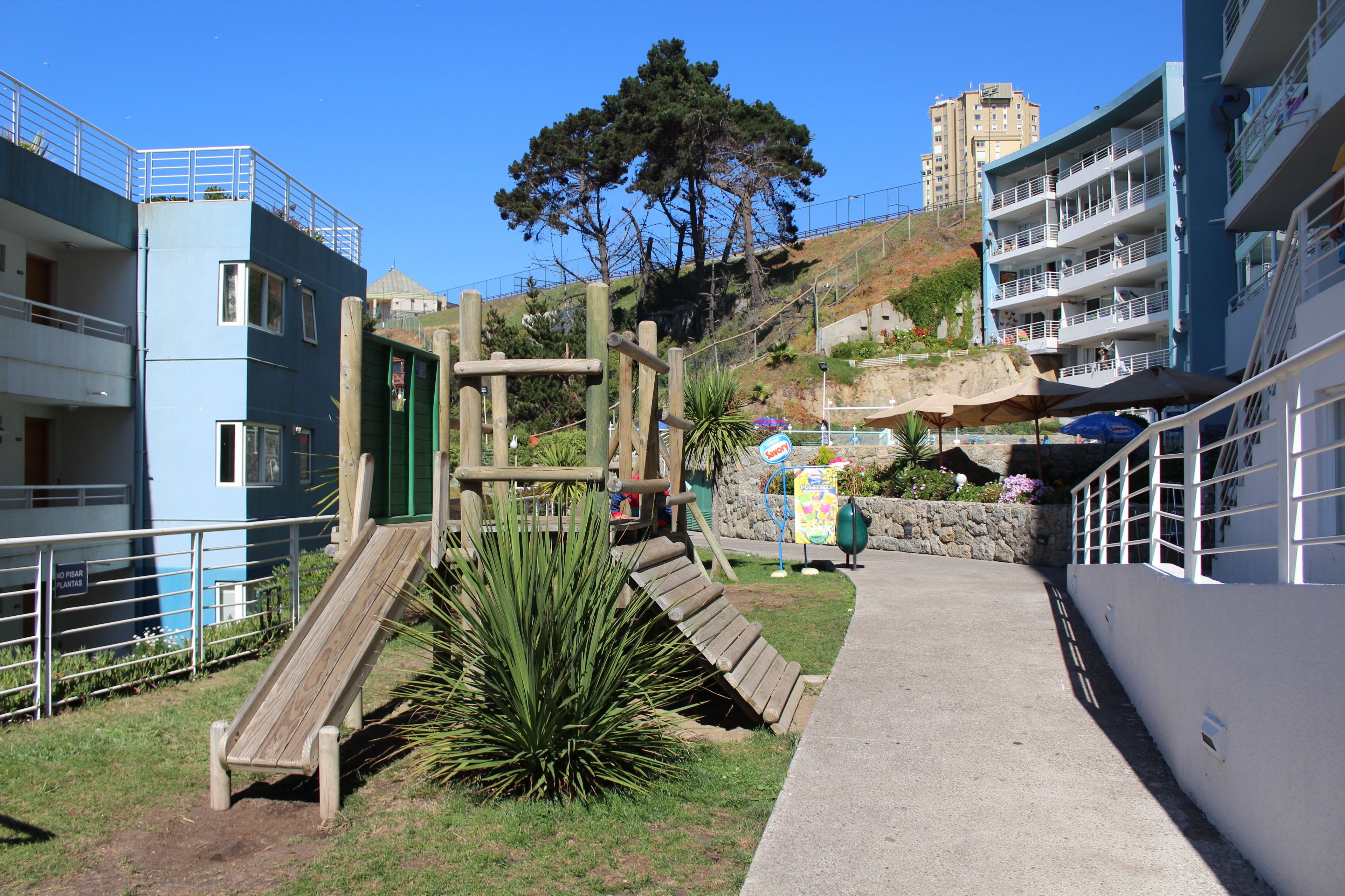 Children’s play area – outdoor