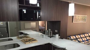 Ảnh chưa phân loại, 5 trong số 10 ảnh, nút