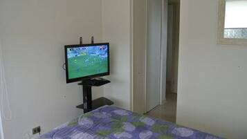 Iron/ironing board