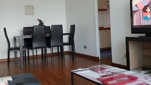 Luokittelematon kuva, 3 kautta 10, painike