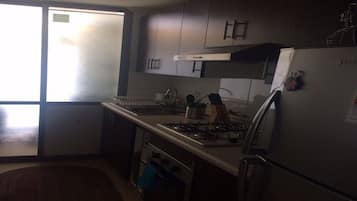 Full-sized fridge, microwave, coffee/tea maker