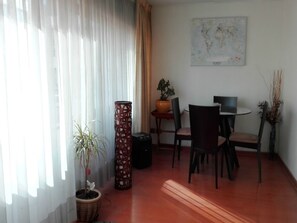 In-room dining - Duplex 2 Habitaciones Las Condes Santiago (Santiago)