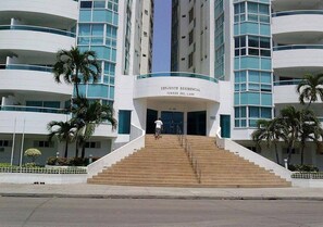 Entrada de la propiedad