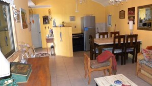Unclassified image, 5 of 12, button - Casa en Parcela Para 6 Personas, 3 Habitaciones, Horcón 001 (Puchuncavi)