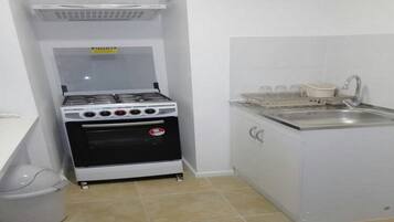 Peralatan masak/sendok-piring