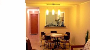 Ảnh chưa phân loại, 3 trong số 10 ảnh, nút