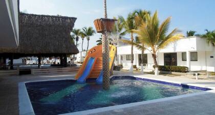 Cabaña con Piscina 085