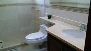 Shower - Apartamento Cartagena 001 (Cartagena)