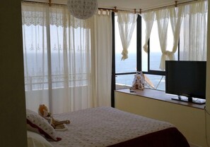 書桌、免費無線上網