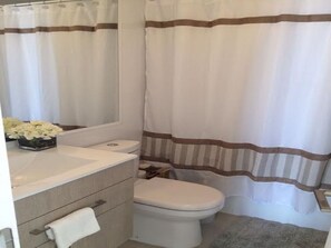 Bathtub