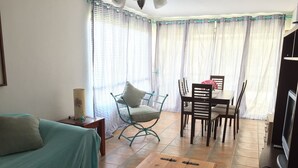Living area - Departamento Frente a la Playa, La Serena 1097 (La Serena)