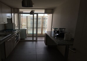 Full-size fridge, microwave, coffee/tea maker