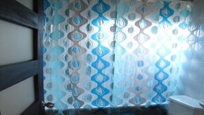 Bathroom - Cabanas Plaza Para 10 Personas.pichilemu (Pichilemu)