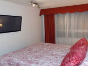 Escritorio y internet por cable gratis