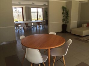 Restauration dans la chambre
