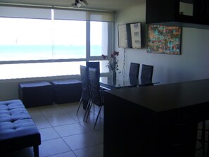 In-room dining - Departamento 4 Personas Mar Serena 6 Piso (La Serena)