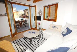 Penthouse Superior - 1 sovrum - terrass - utsikt mot staden | Utsikt mot innergård