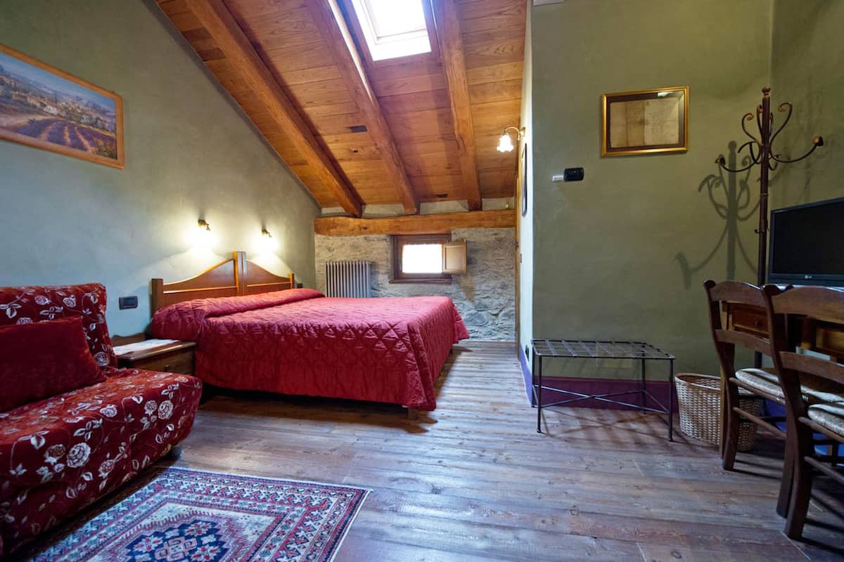 Chambre Standard Double ou avec lits jumeaux, vue vallée (extra bed)