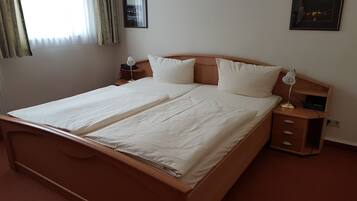 Habitación doble | Cunas gratuitas, camas extra gratis y ropa de cama