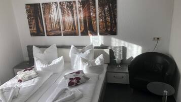 Double Room, Mountain View | Premium bedding, in-room safe, individually furnished