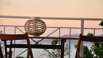 Condo (Stephanos) | Pemandangan pantai/laut
