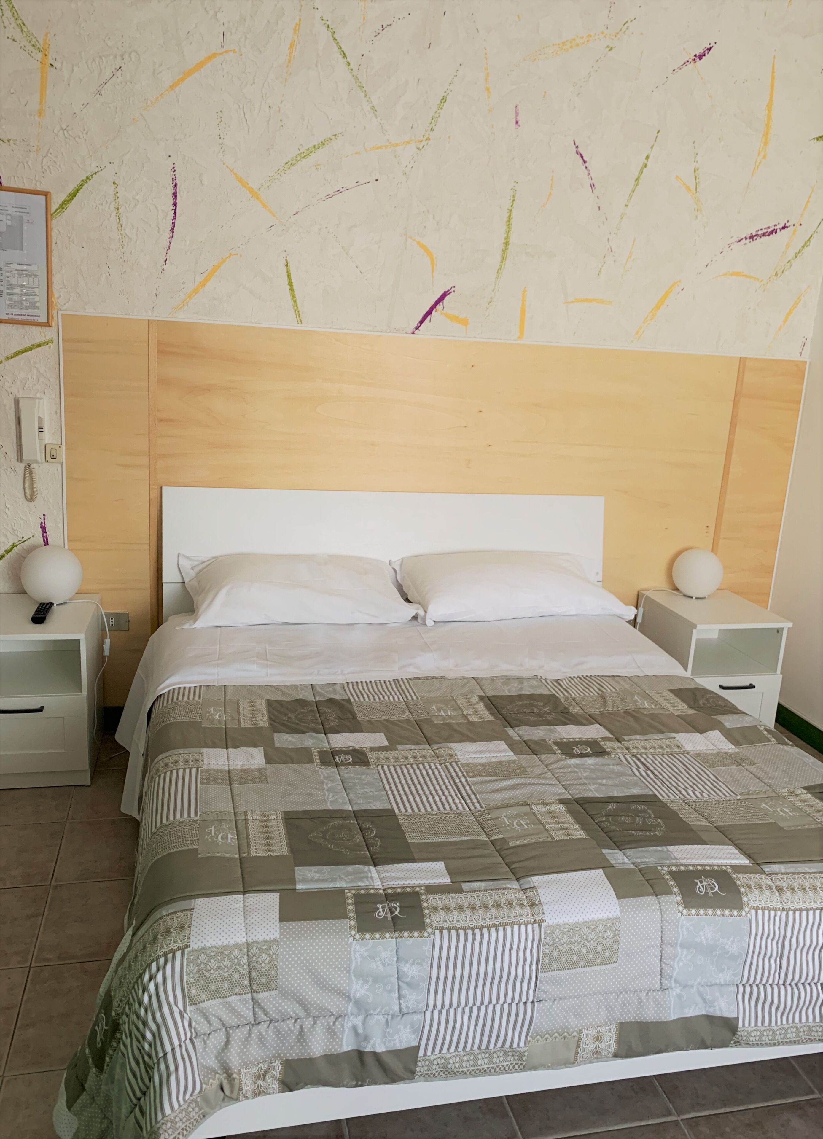Double Room, Private Bathroom | Desk, free WiFi, bed sheets