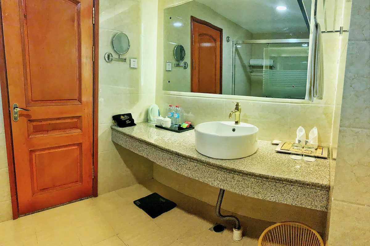 shower, rainfall showerhead, designer toiletries, hair dryer