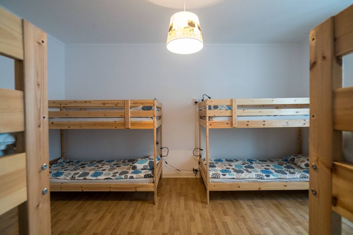 Dormitorio compartido, dormitorio mixto | Escritorio y wifi gratis