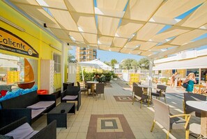 Private beach nearby, windsurfing, beach bar