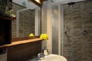 Bathroom - Borgo Cortese (Gavi)