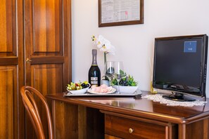 Double Room | Minibar, desk, soundproofing, free WiFi - Hotel Da Gigi (Santo Stino di Livenza)