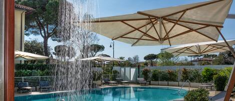 Seasonal outdoor pool