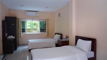 Twin Room | Free WiFi