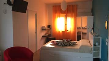 Quadruple Room, Sea View | 1 bedroom, minibar, in-room safe, desk