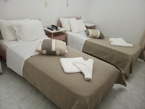 In-room safe, free WiFi, bed sheets