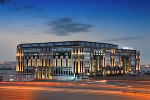 Façade de lâhĂ©bergement - soirĂ©e/nuit