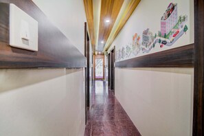Lobby - OYO 11915 Varcity Park (Bengaluru)