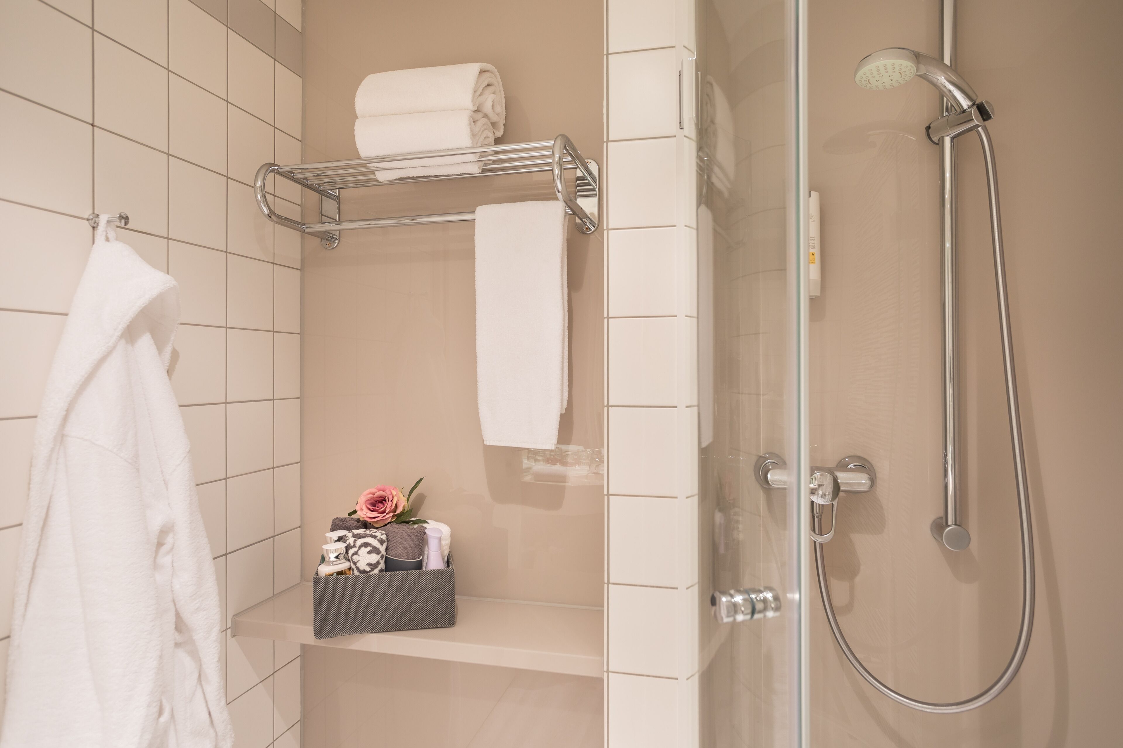deep-soaking bathtub, free toiletries, hair dryer, towels
