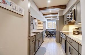 Condo, 2 Bedrooms | Private kitchen