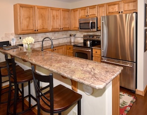 Condo, 2 Bedrooms | Private kitchen | Fridge, oven, coffee/tea maker, toaster