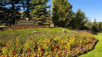 Condo, 2 Bedrooms | Front of property