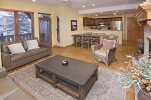 Condo, 2 Bedrooms | Living area | Smart TV, stereo